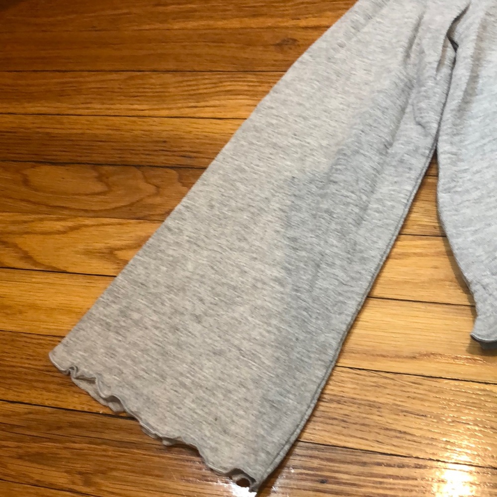 Very J Heather Gray Cotton Blend Ruffle Hem Top - Picture 7 of 8